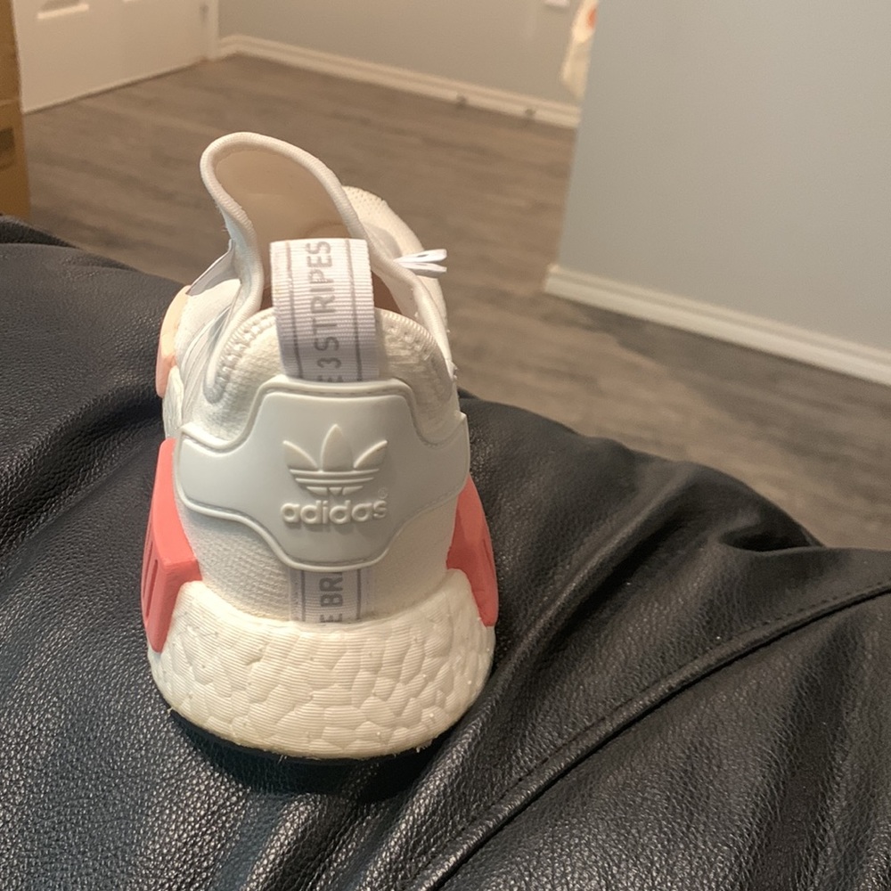 NMD R1 White rose - Picture 4 of 6